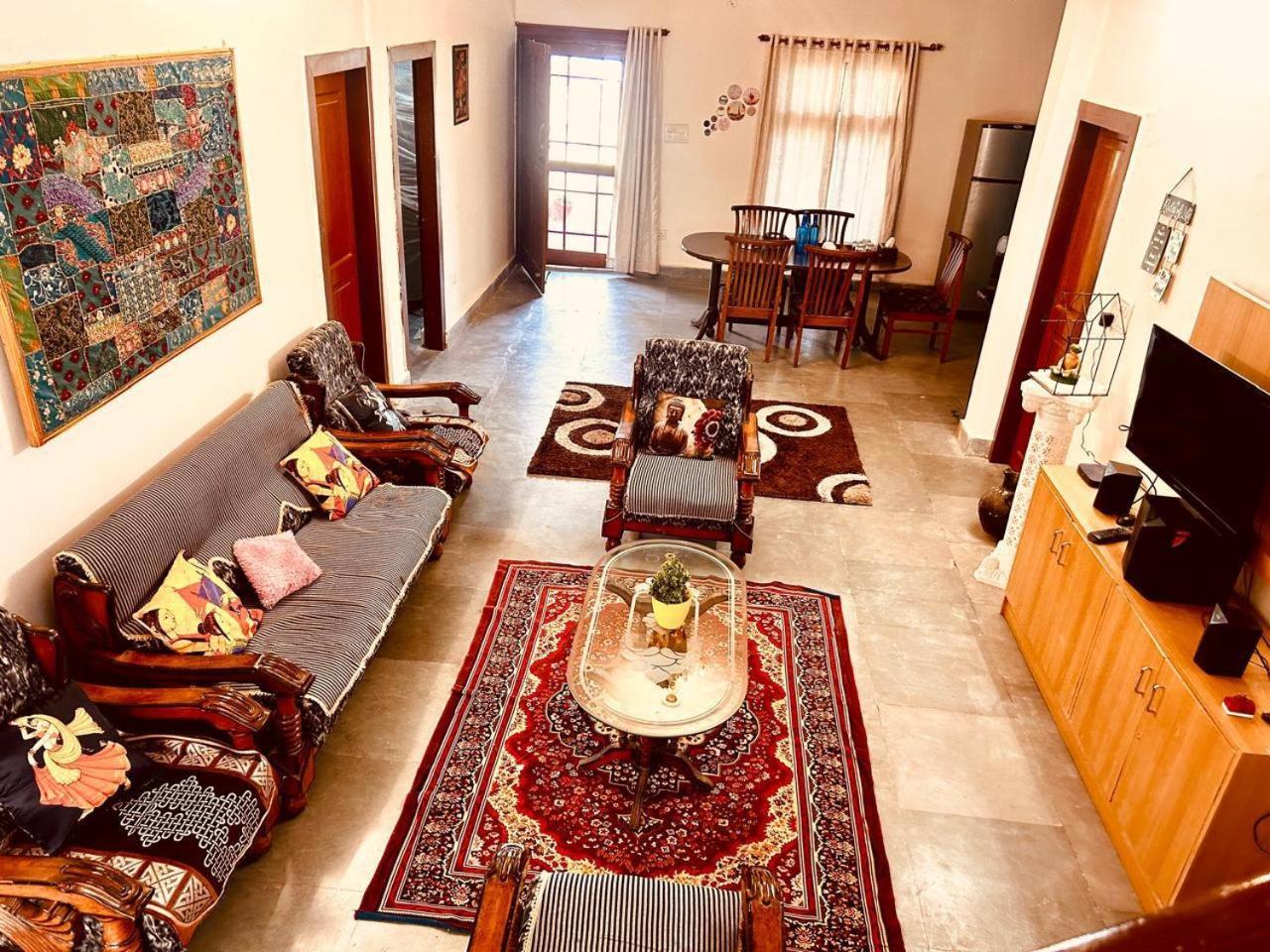 The English Gaon 4 Bhk Bhopal Exterior foto